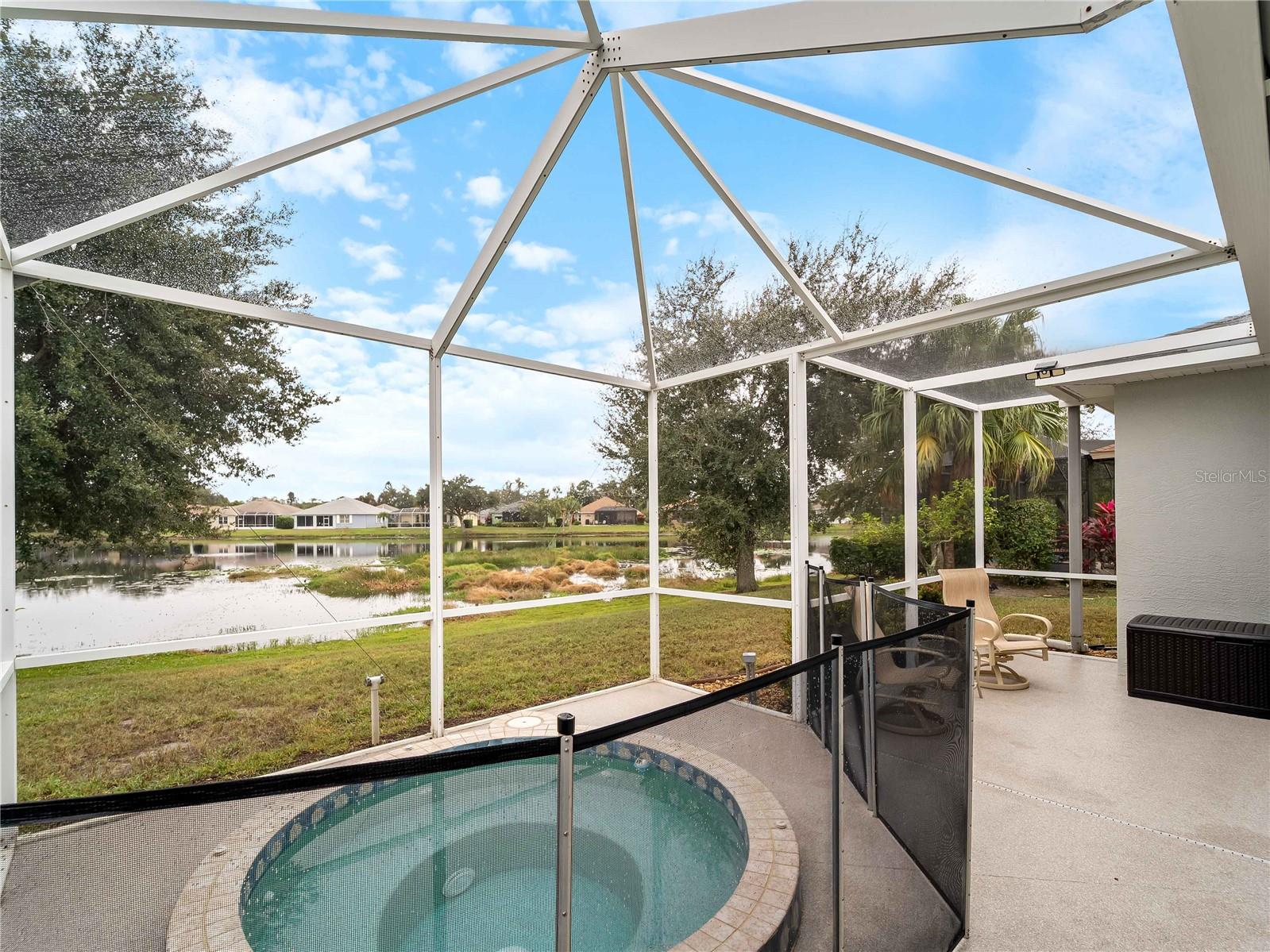 CARLYLE AT VILLAGES OF PALM-AIRE - Residential