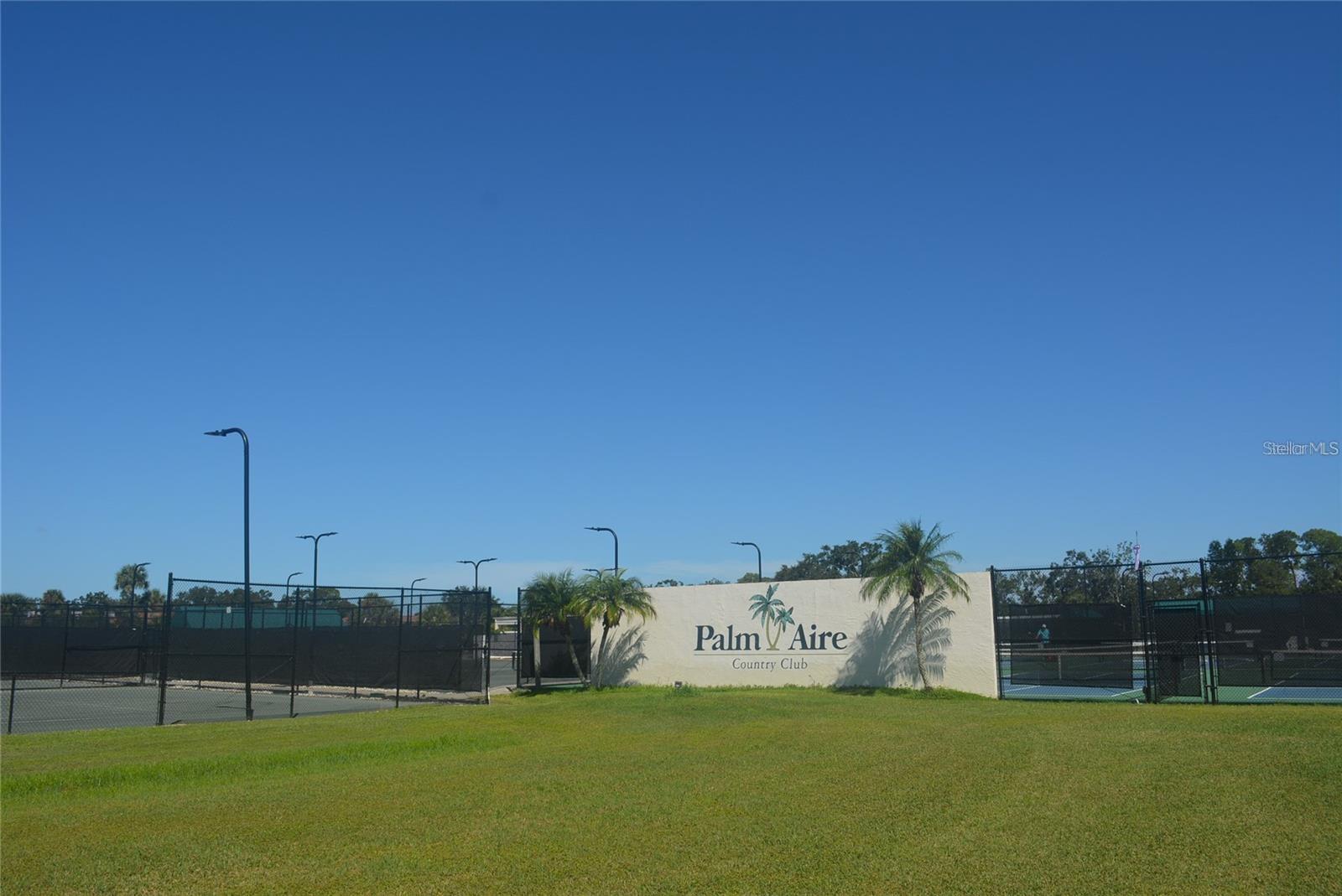 CARLYLE AT VILLAGES OF PALM-AIRE - Residential
