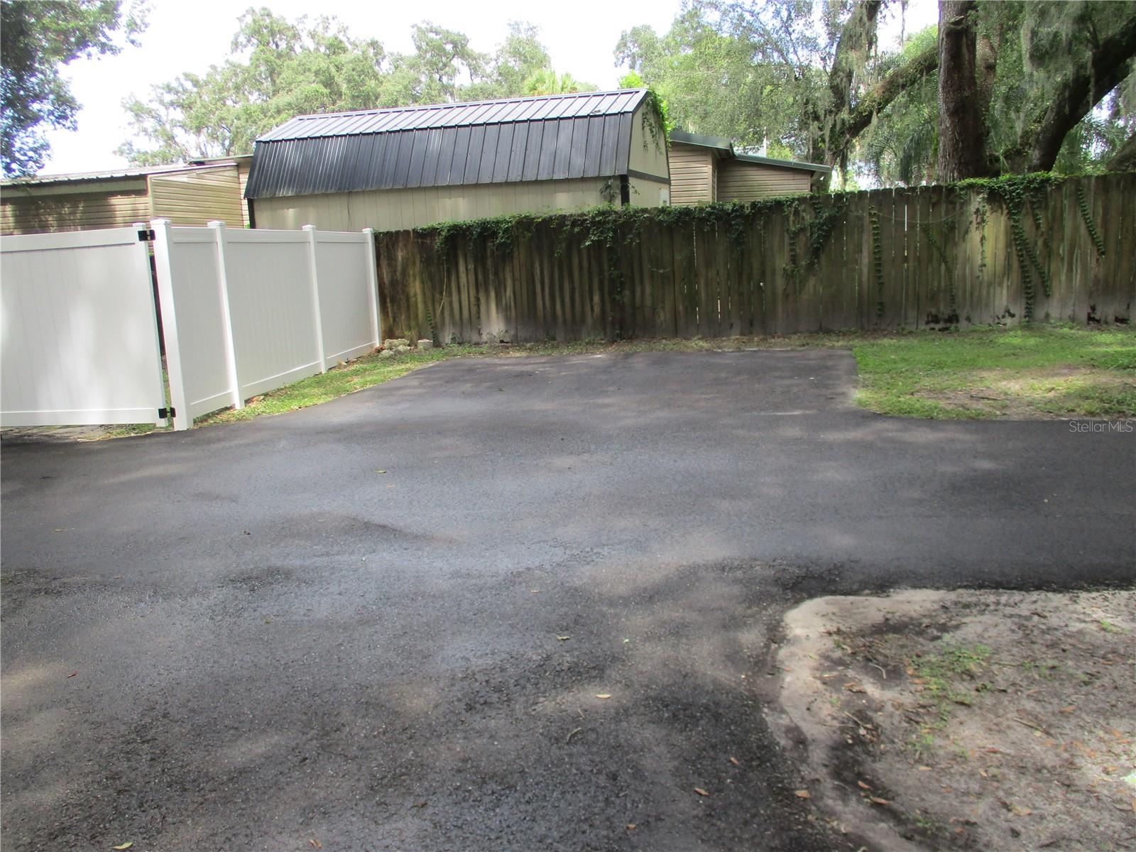 SKEWLEE GARDENS - Residential