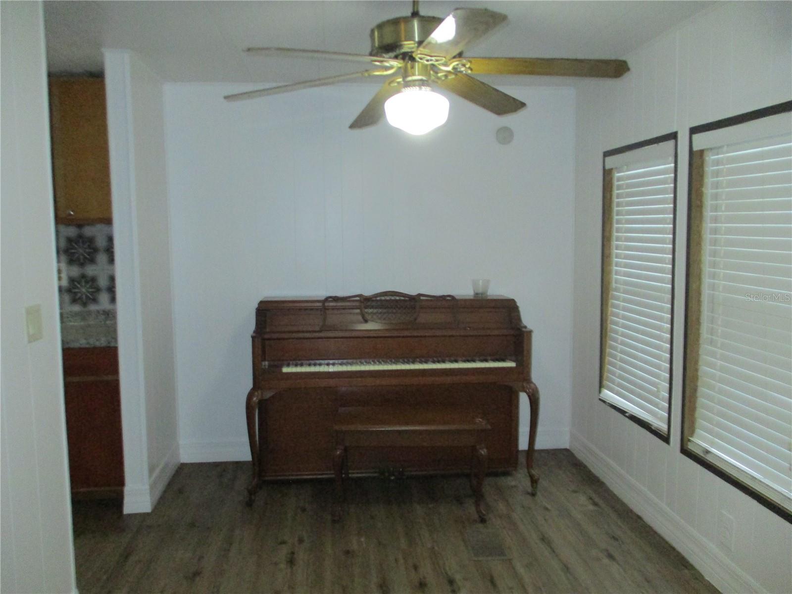 SKEWLEE GARDENS - Residential