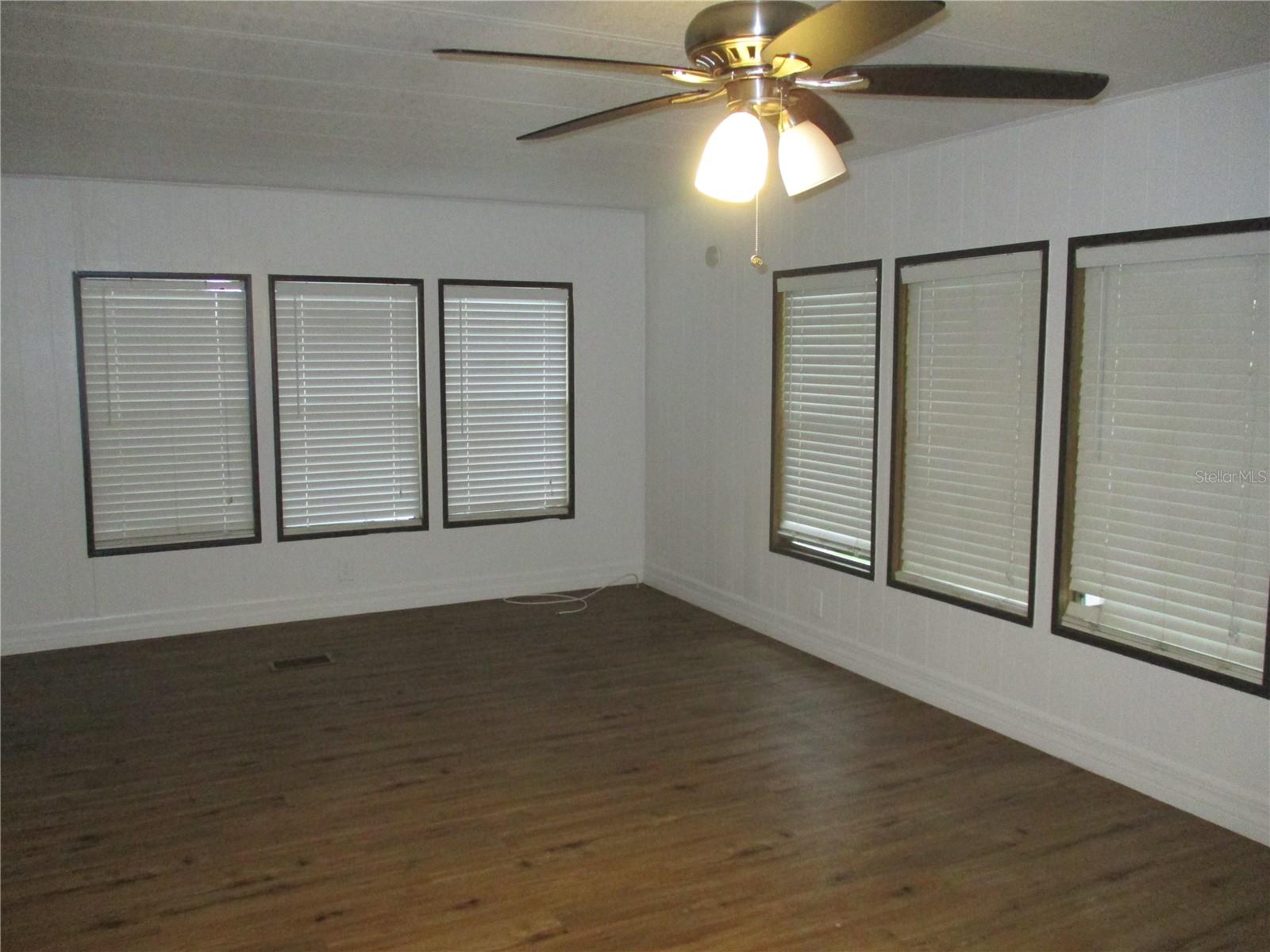 SKEWLEE GARDENS - Residential