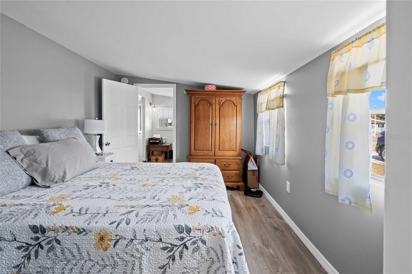 BETMAR ACRES - Residential