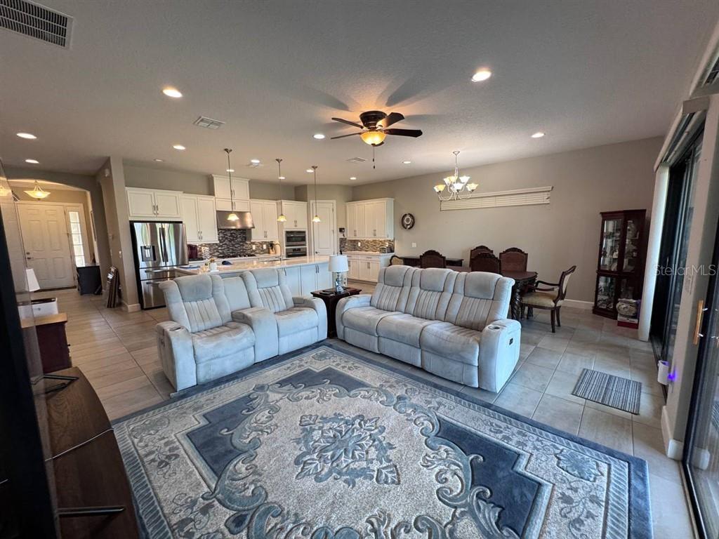 HIGHLAND RANCH ESPLANADE - Residential