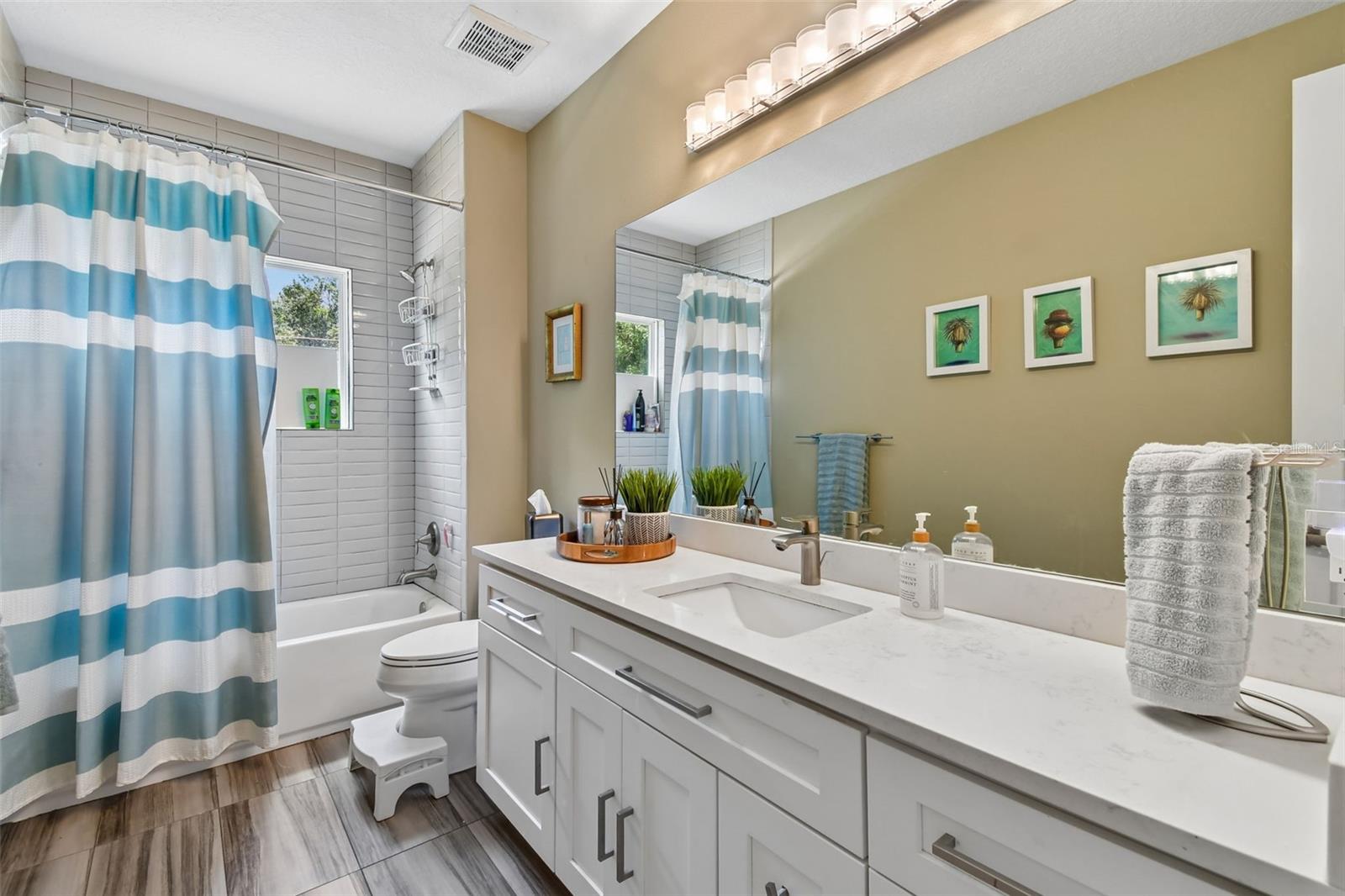 ARDMORE HOMES - Residential