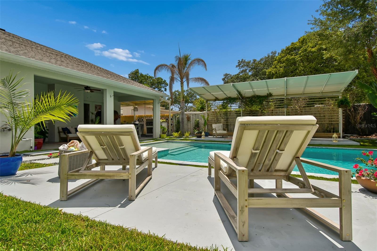 ARDMORE HOMES - Residential