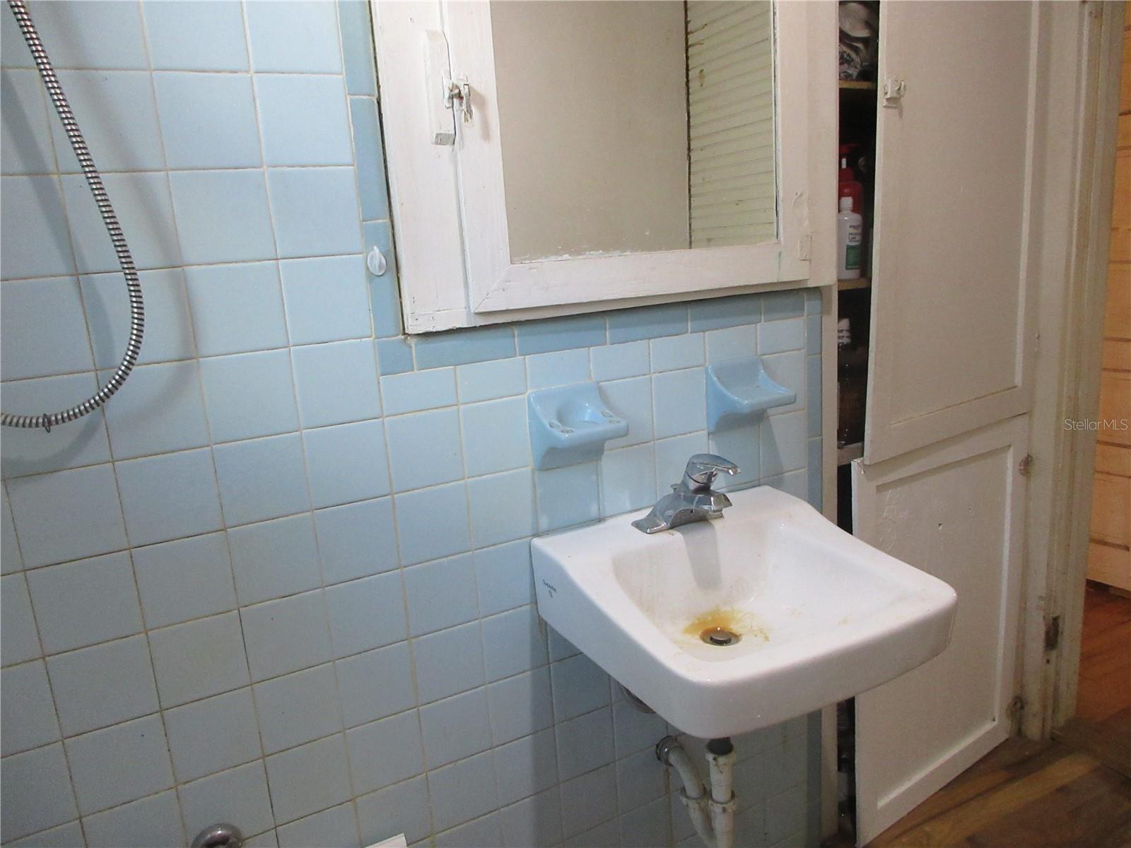 WOODS & LAKES - Residential