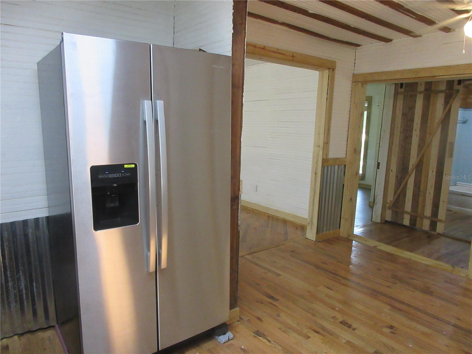 WOODS & LAKES - Residential