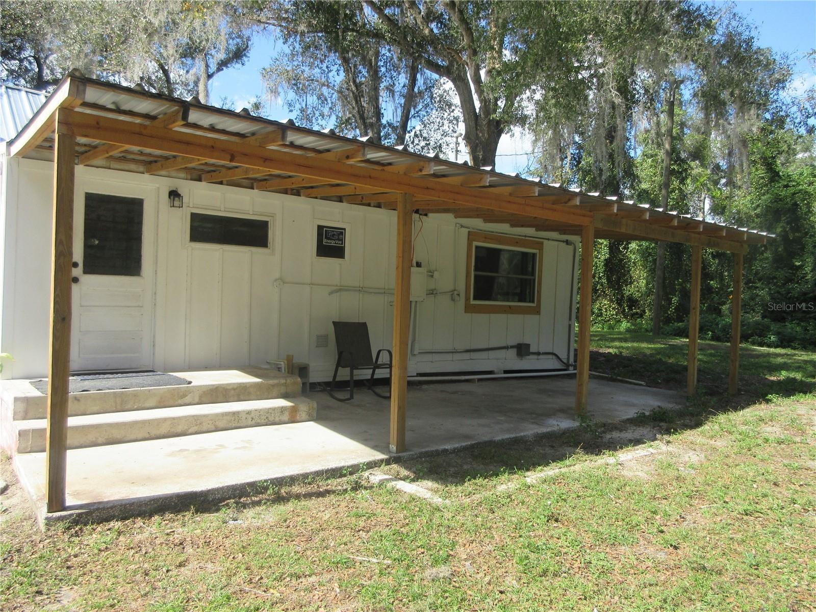 WOODS & LAKES - Residential