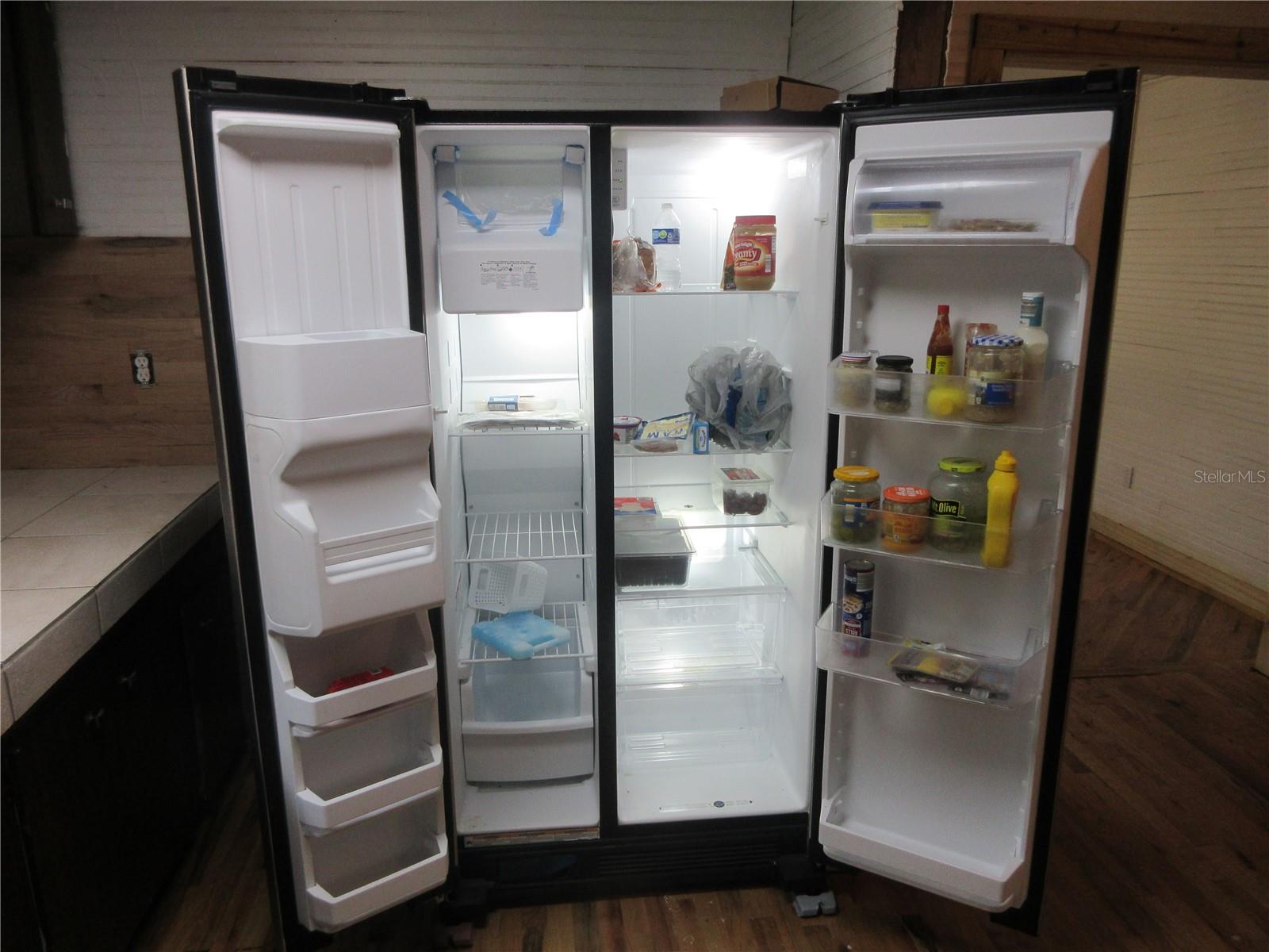 WOODS & LAKES - Residential