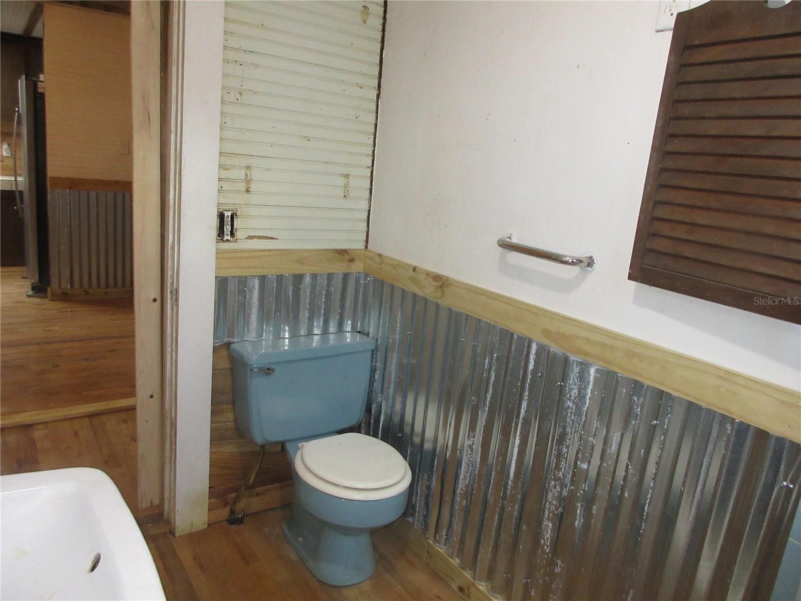 WOODS & LAKES - Residential