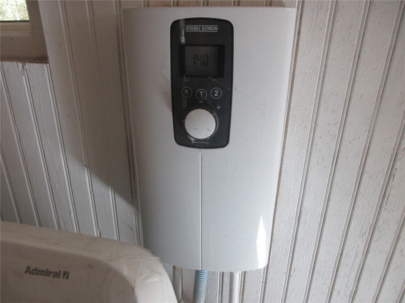 WOODS & LAKES - Residential