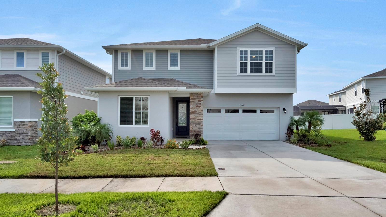 3941 SOUTHERN VISTA LOOP