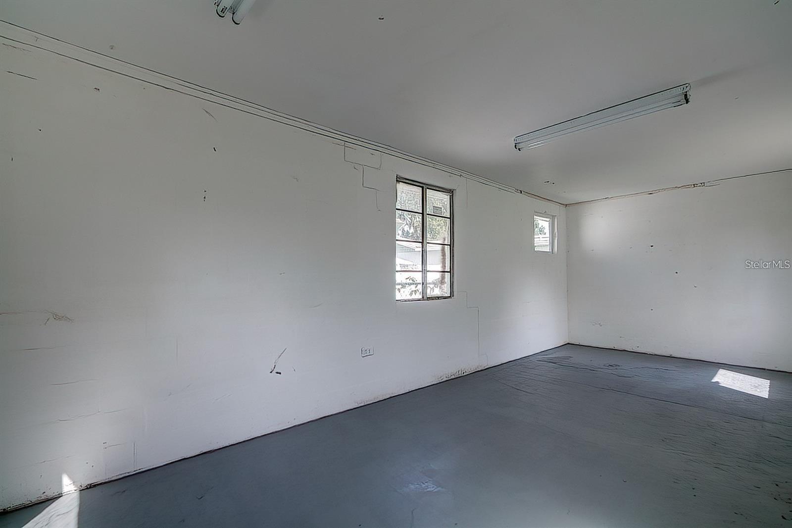 LAKE BONNY HEIGHTS - Residential