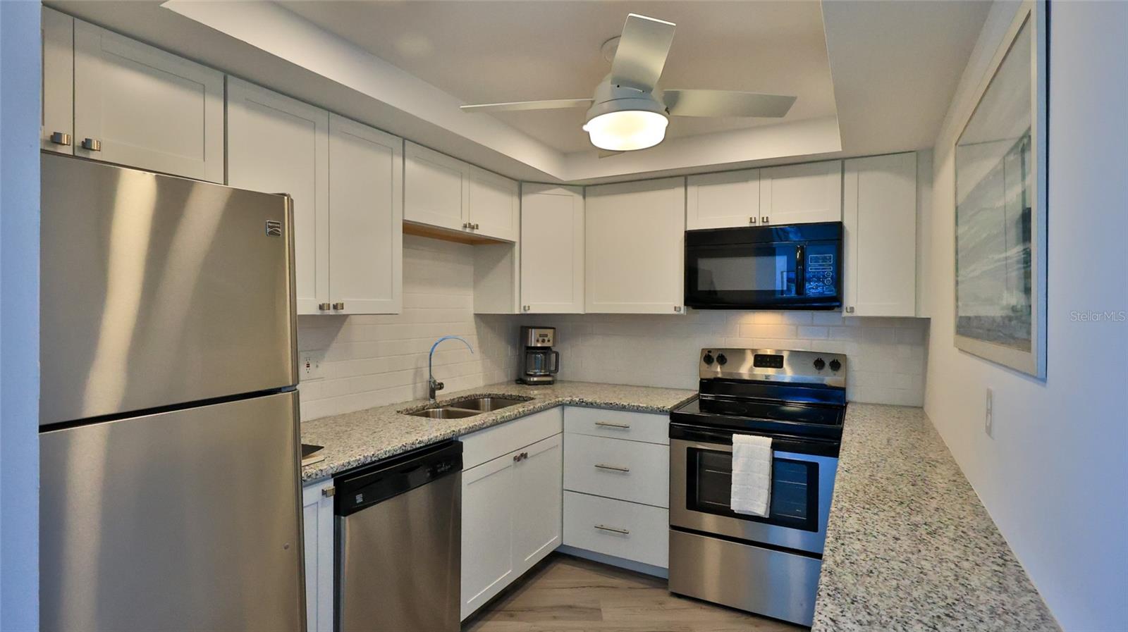 PECK PLAZA - Residential