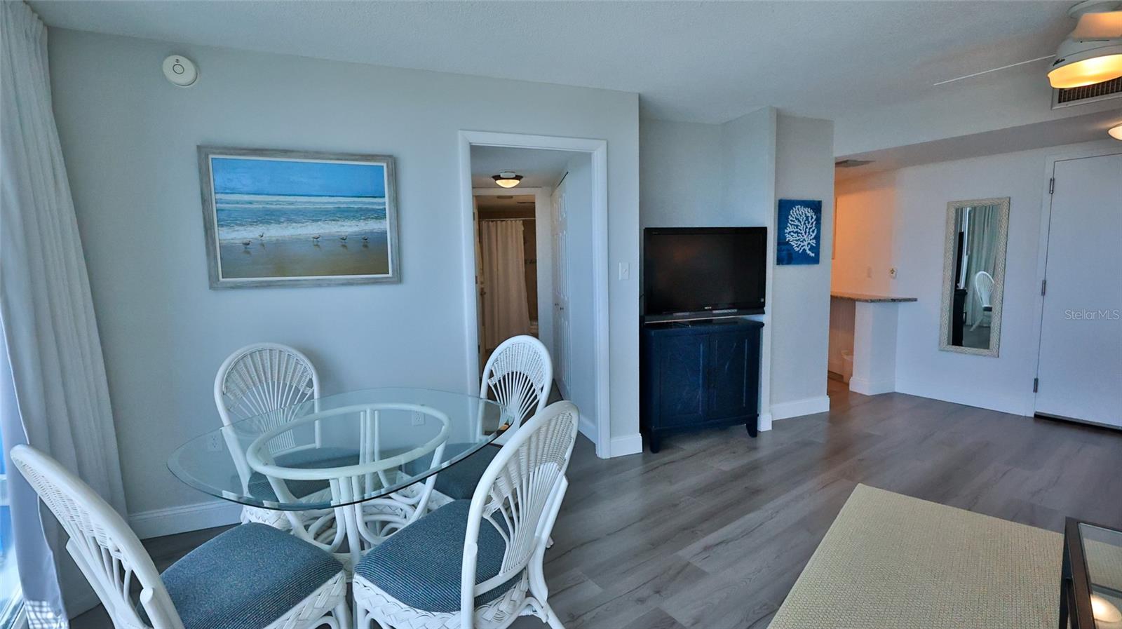 PECK PLAZA - Residential