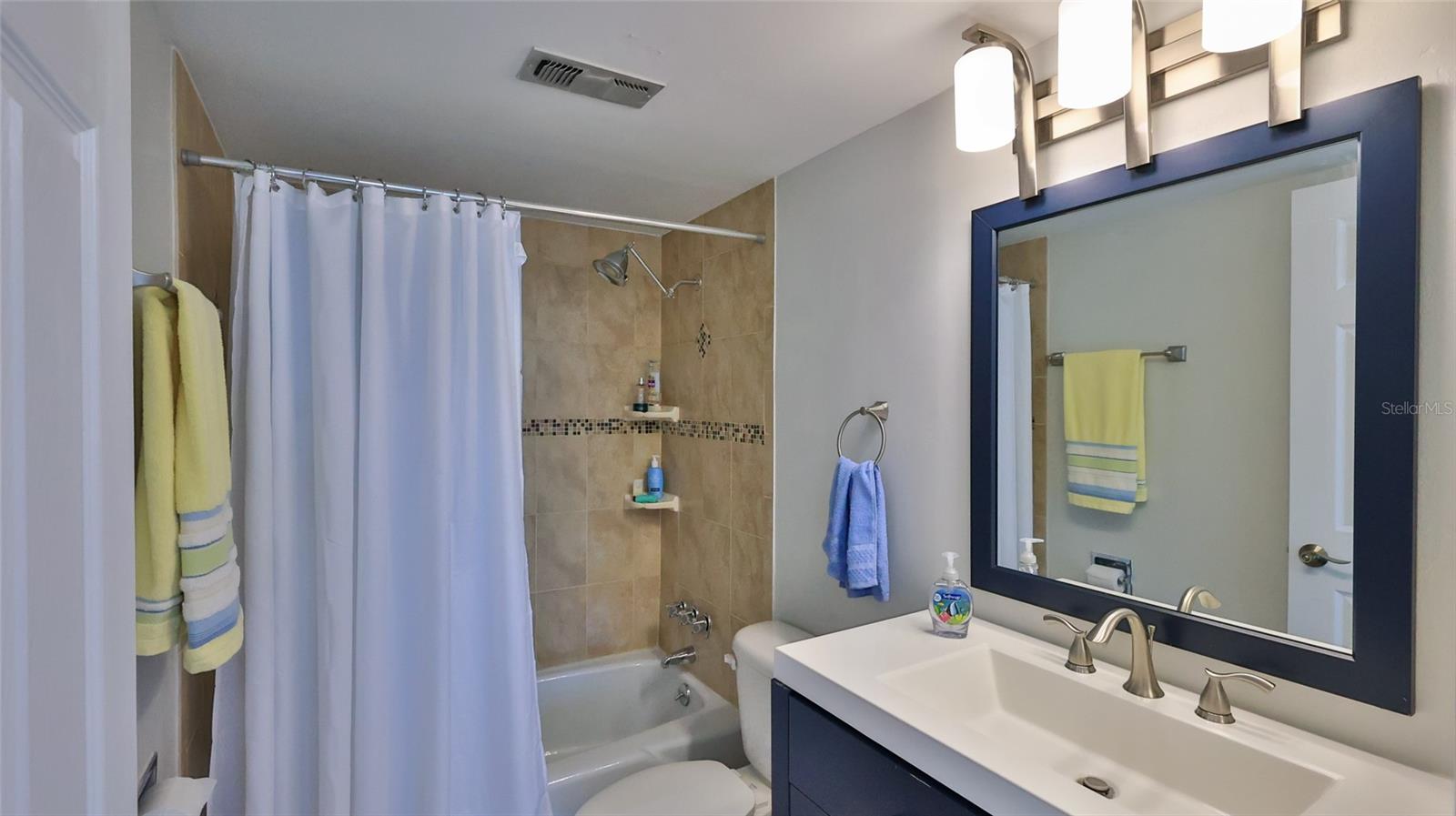 PECK PLAZA - Residential