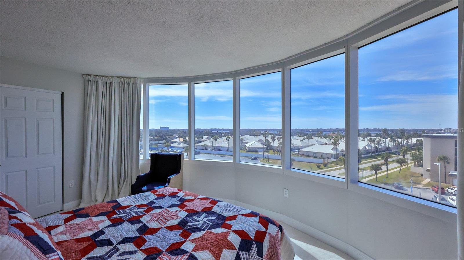 PECK PLAZA - Residential