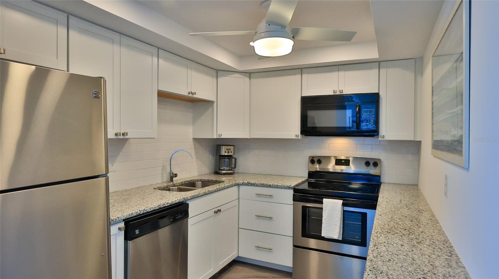 PECK PLAZA - Residential