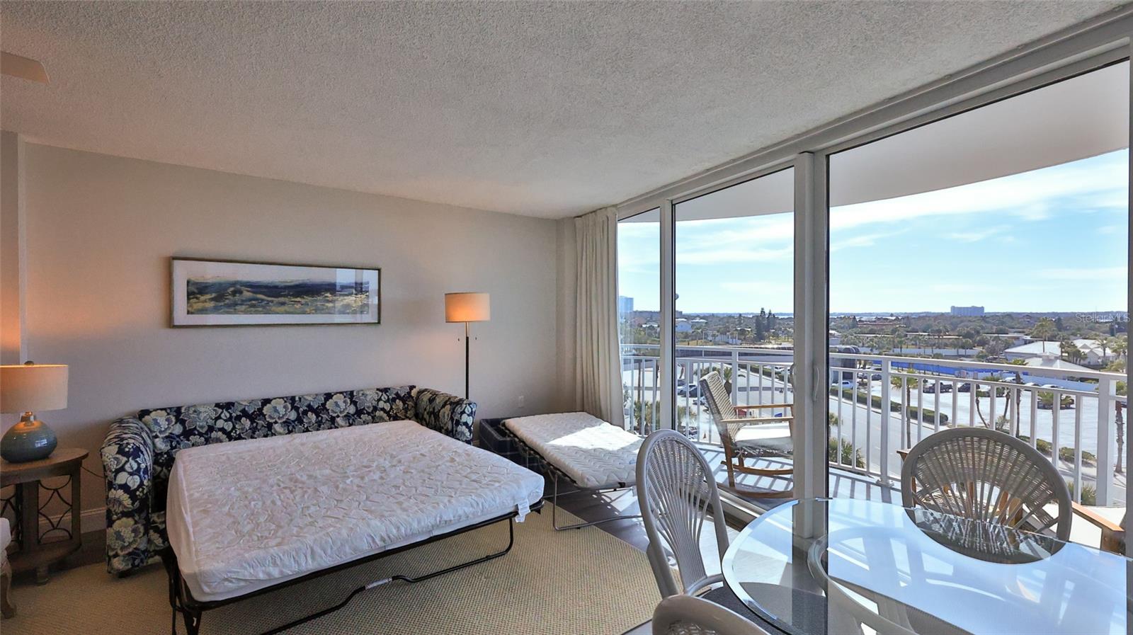 PECK PLAZA - Residential