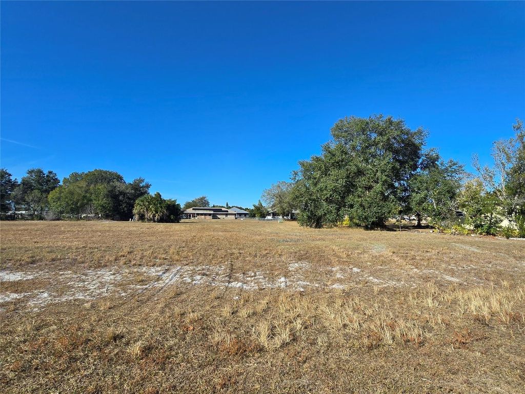 Photo of 508 San Marco Drive, Sebring, FL 33876 (MLS # S5141159)