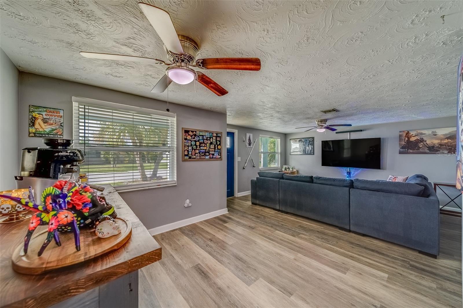 ALOHA GARDENS - Residential Lease