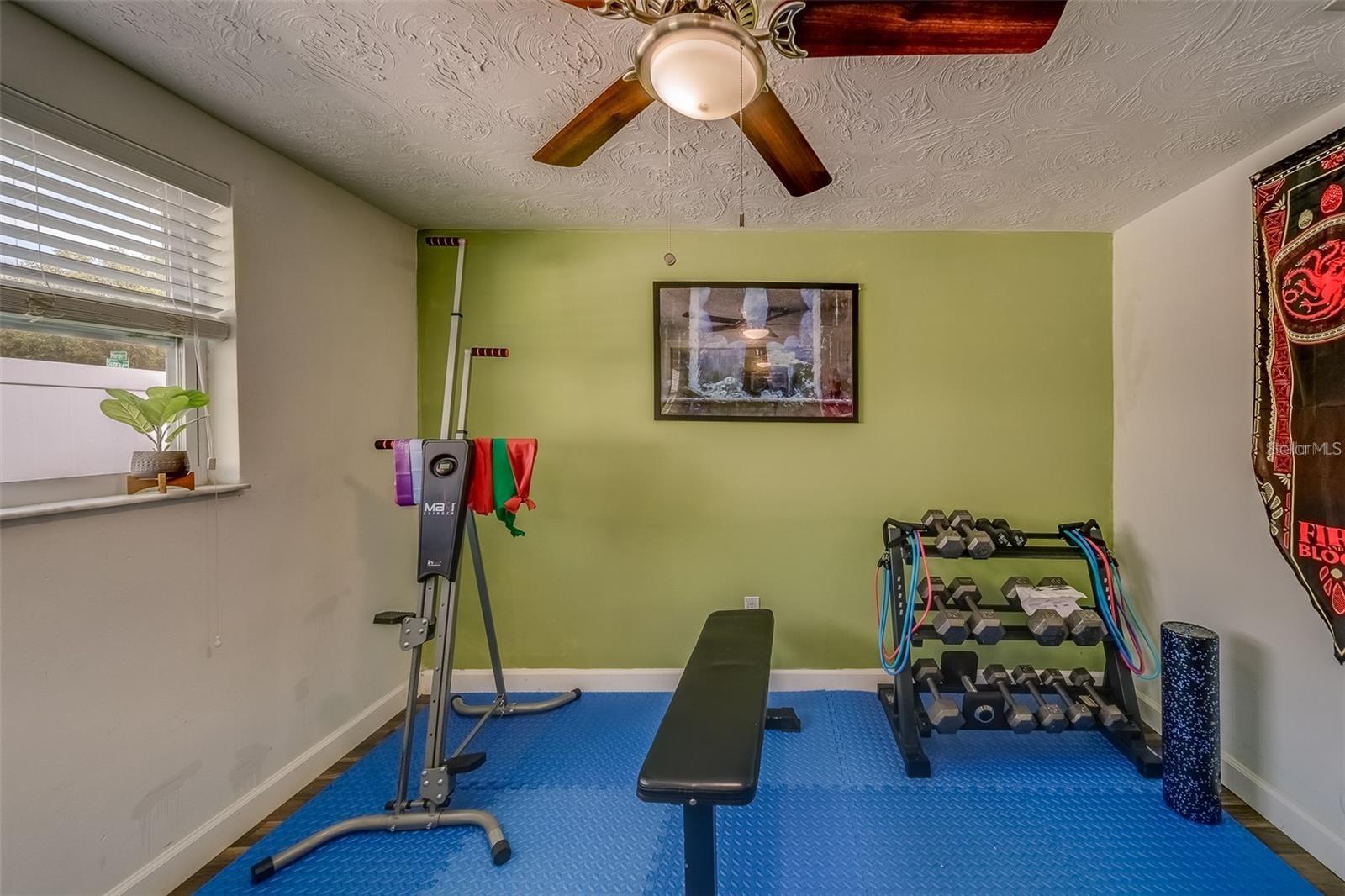 ALOHA GARDENS - Residential Lease