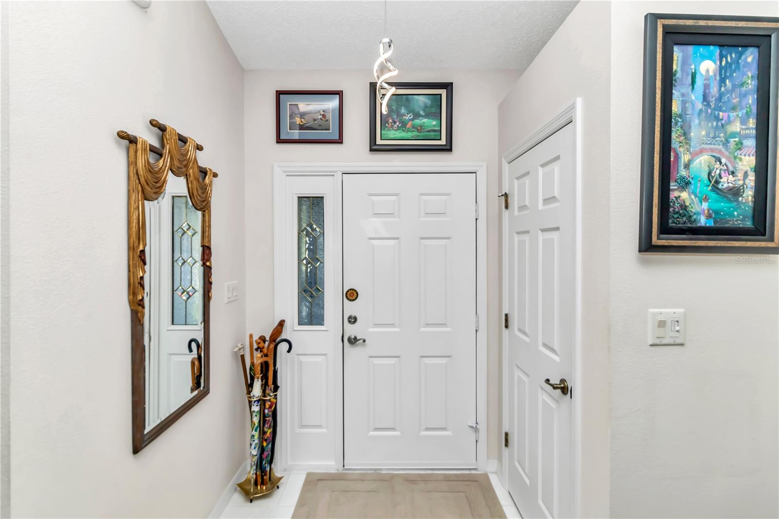 3923 MANOR OAKS COURT