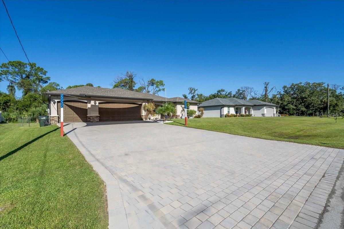 4457 MAYWOOD LANE