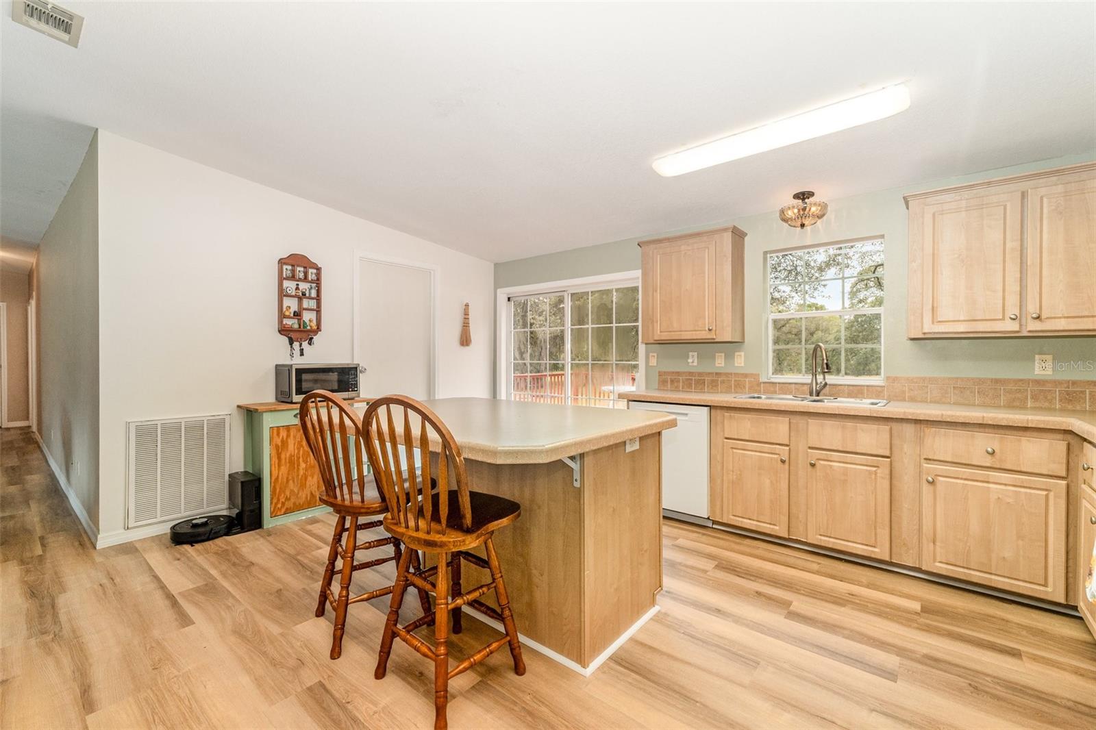 GREEN ACRES ADD - Residential