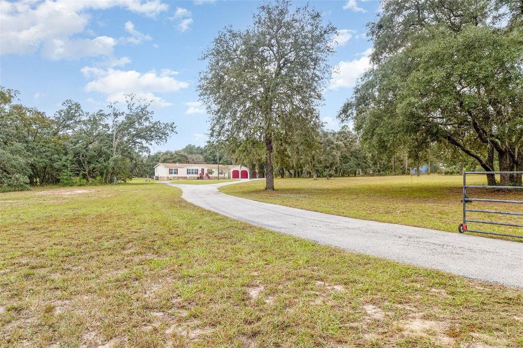 Photo of 4328 W Meadow Street, Homosassa, FL 34446 (MLS # TB8438979)