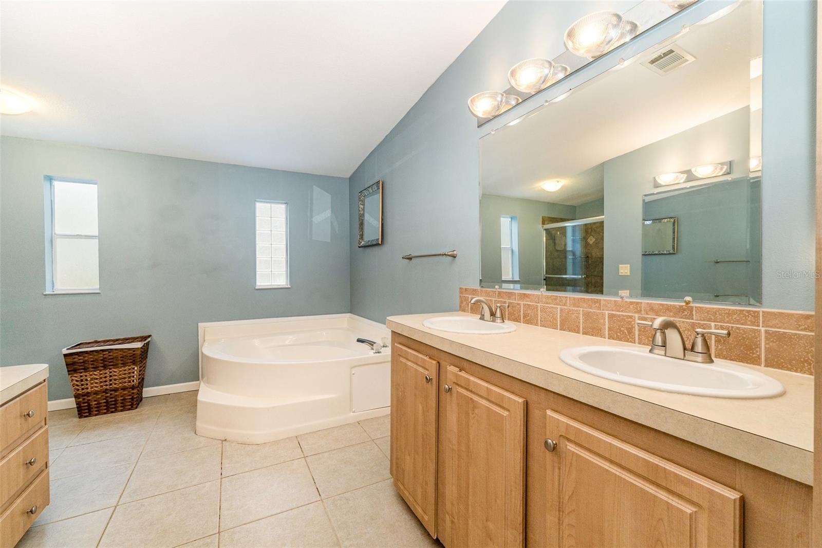 GREEN ACRES ADD - Residential