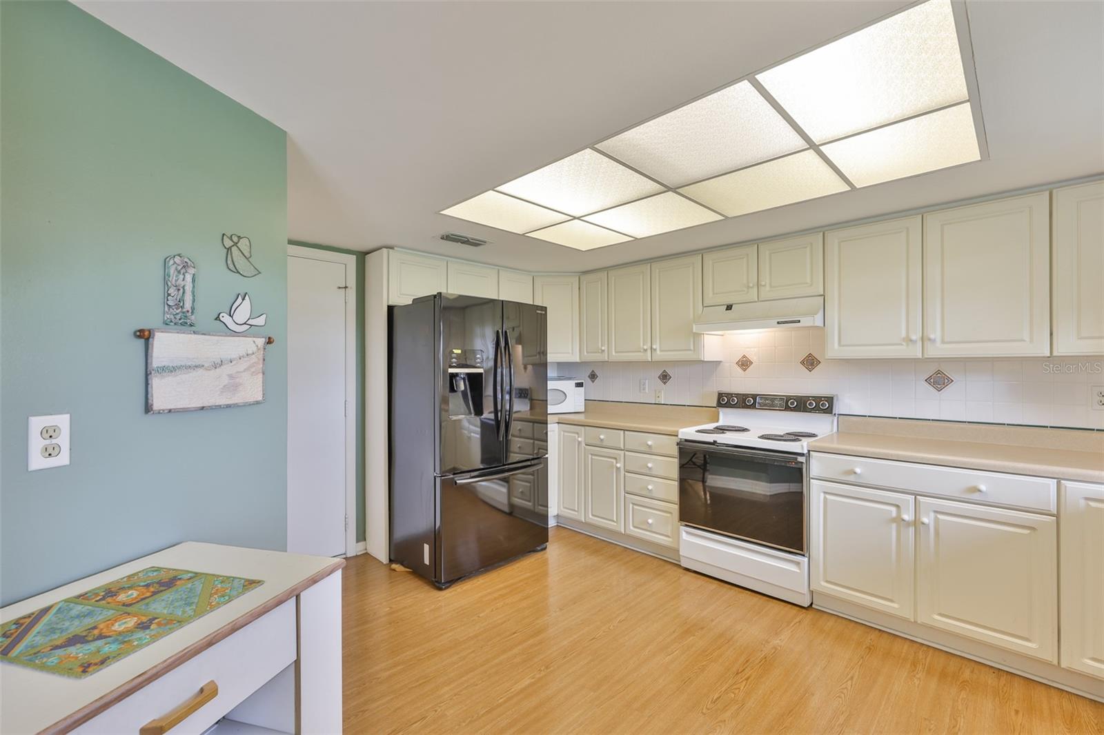 LANCASTER II CONDO - Residential