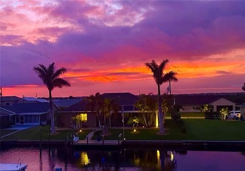 A home in PORT CHARLOTTE