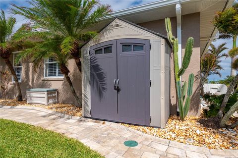 A home in PORT CHARLOTTE