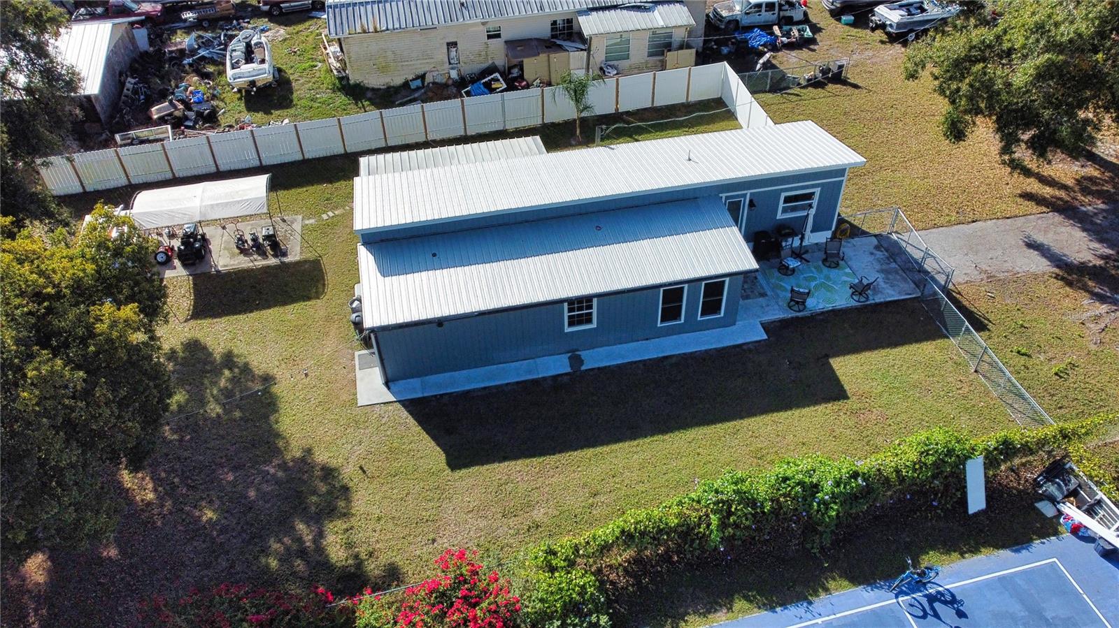 AIRPORT ESTATES - Residential