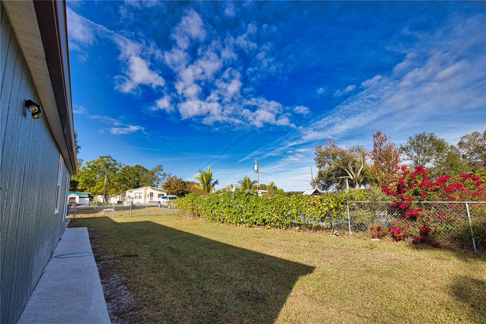 AIRPORT ESTATES - Residential