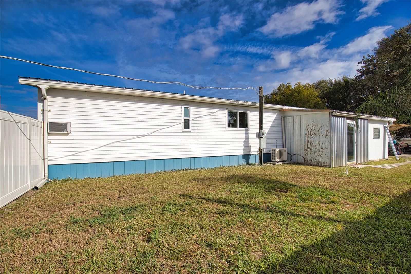 AIRPORT ESTATES - Residential