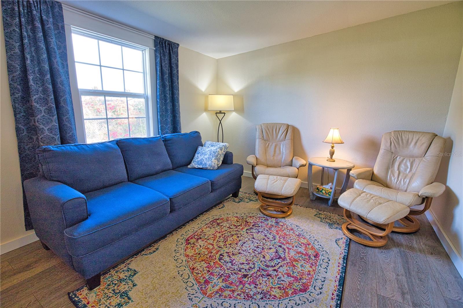 AIRPORT ESTATES - Residential