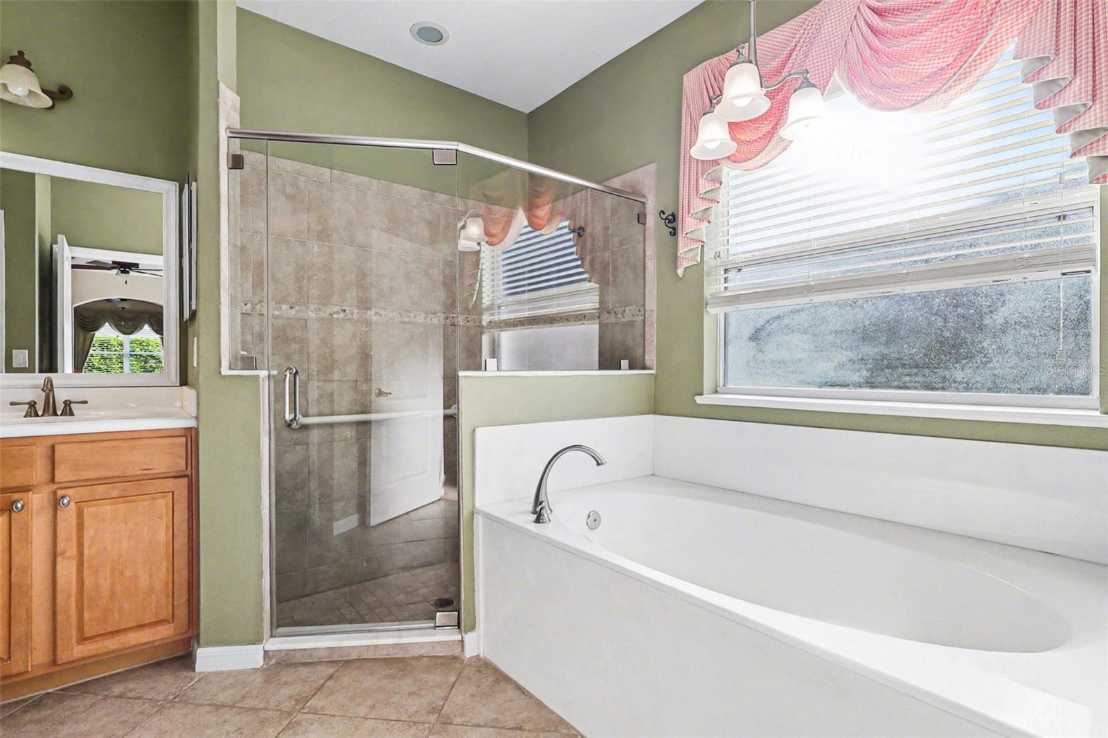 TRADITIONS PH 01 PLAT BOOK 131 PGS 47 THRU 54 LOT - Residential