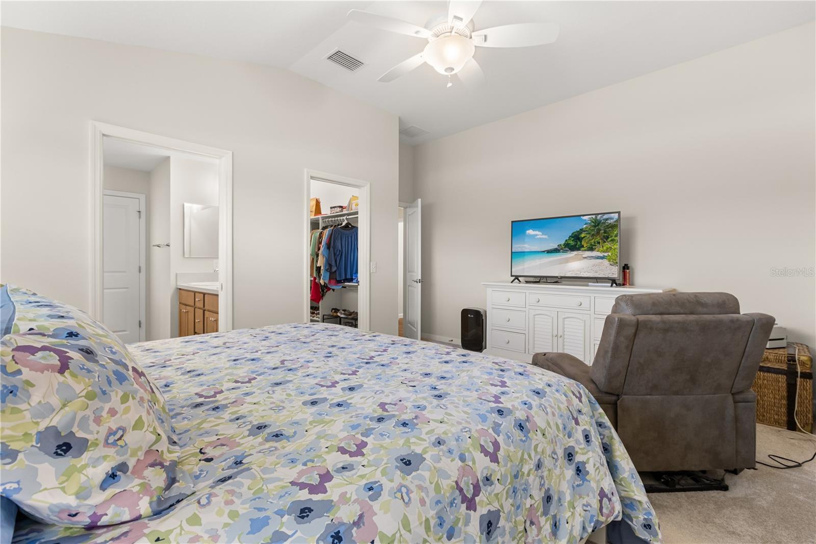 VILLAGES/SOUTHERN OAKS UN #130 - Residential