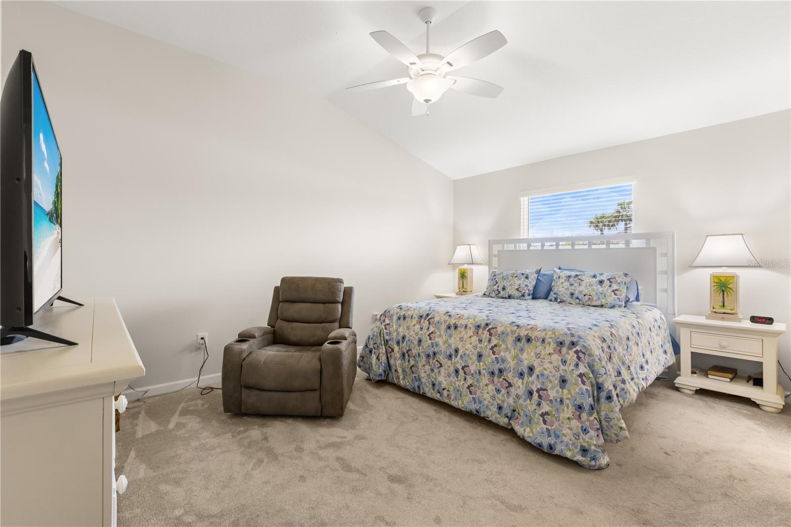 VILLAGES/SOUTHERN OAKS UN #130 - Residential