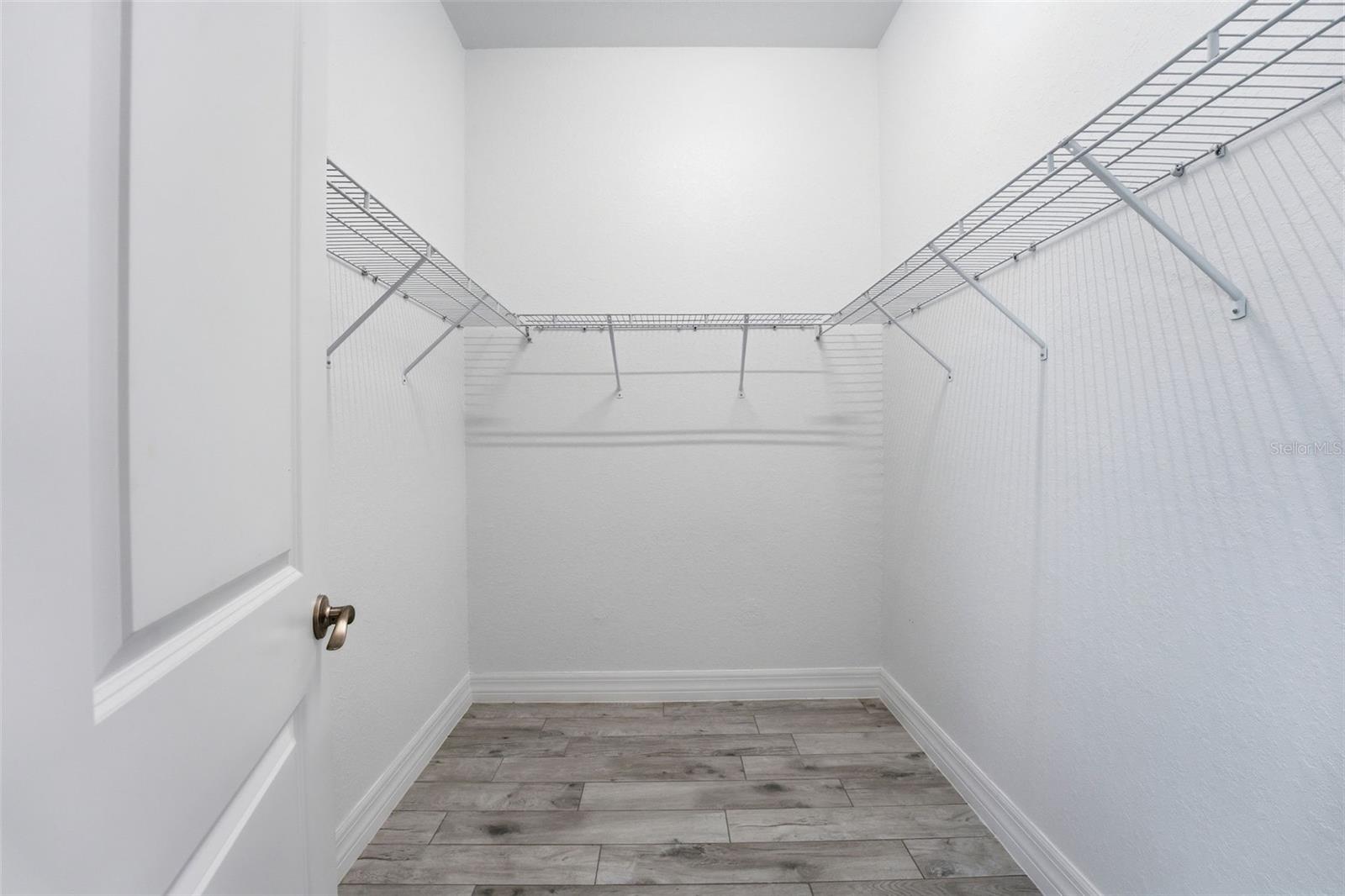 ROTONDA LAKES - Residential