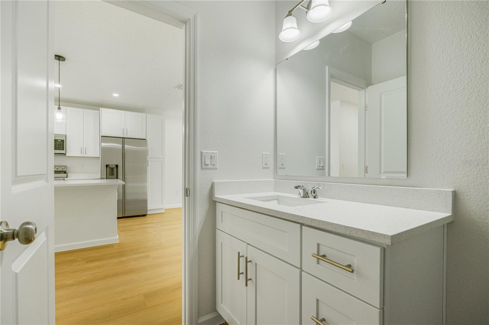 00E1 EUSTIS - Residential