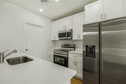 Tiny photo for 525 Pine Ln, Eustis, FL 32726 (MLS # O6403981)