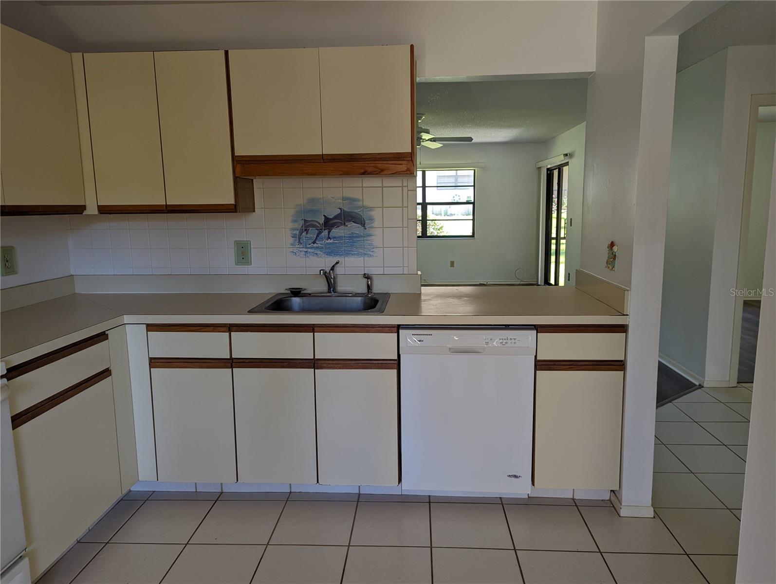 4023 BLUFF OAK COURT