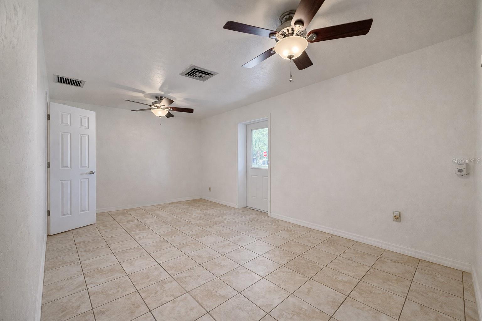 SUN-AIR COUNTRY CLUB - Residential