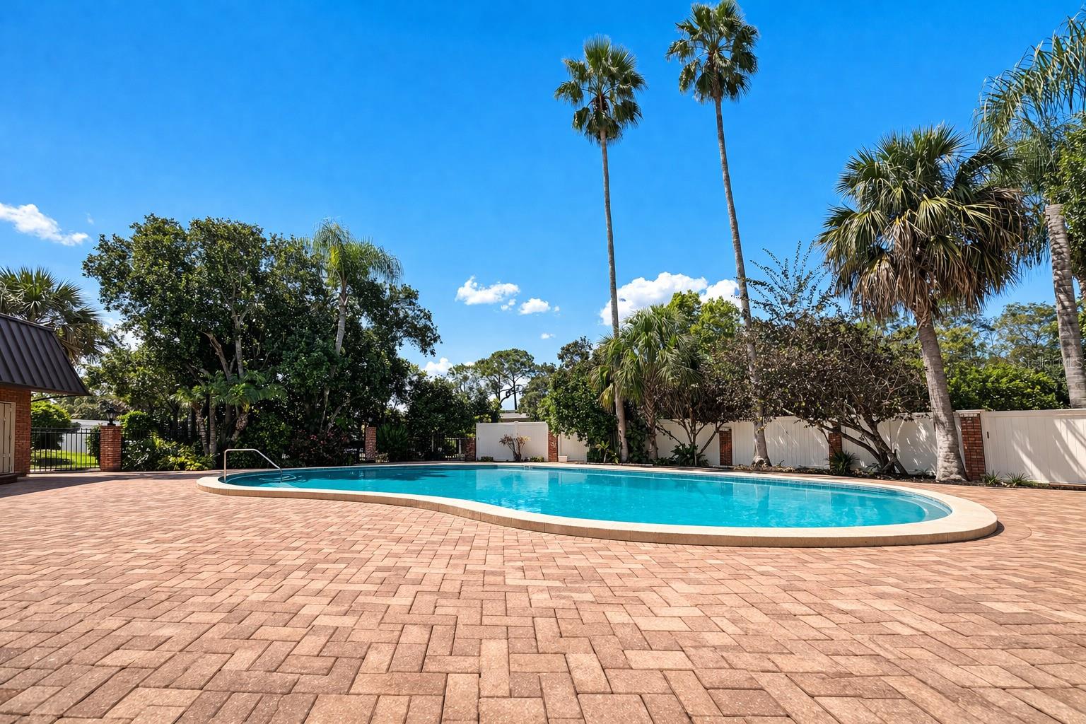 SUN-AIR COUNTRY CLUB - Residential