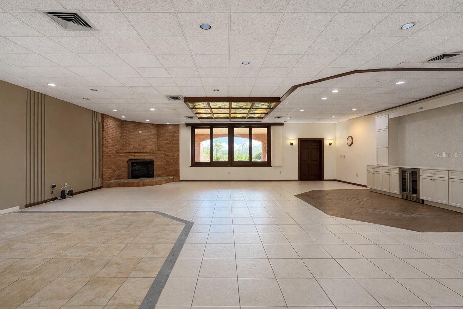 SUN-AIR COUNTRY CLUB - Residential