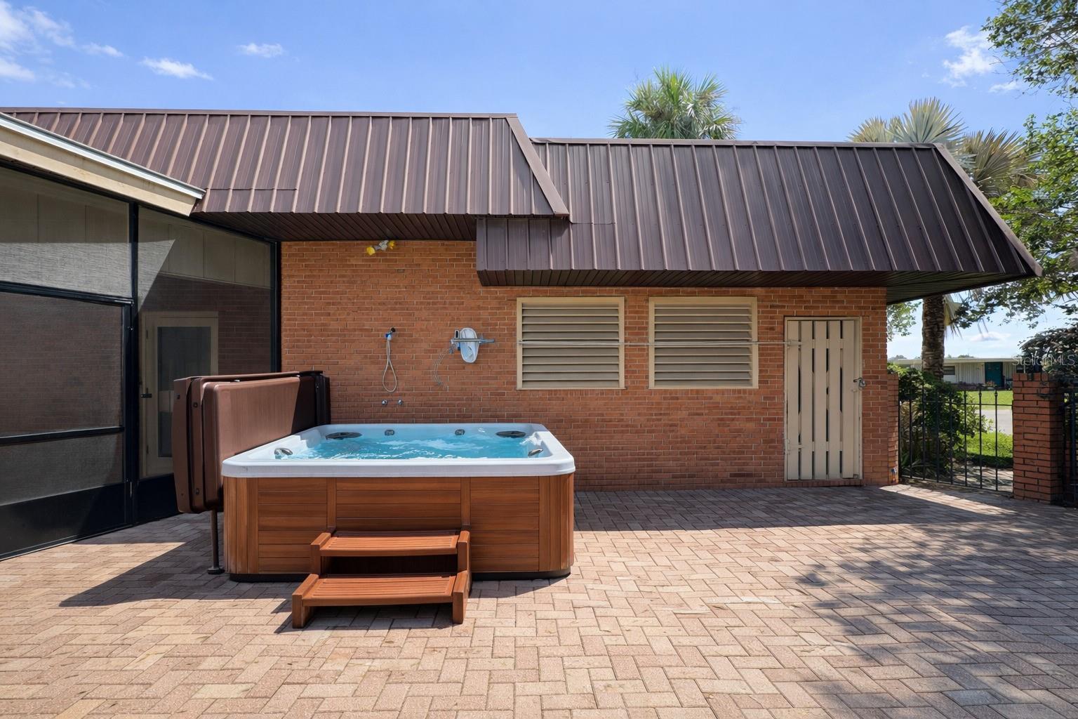 SUN-AIR COUNTRY CLUB - Residential