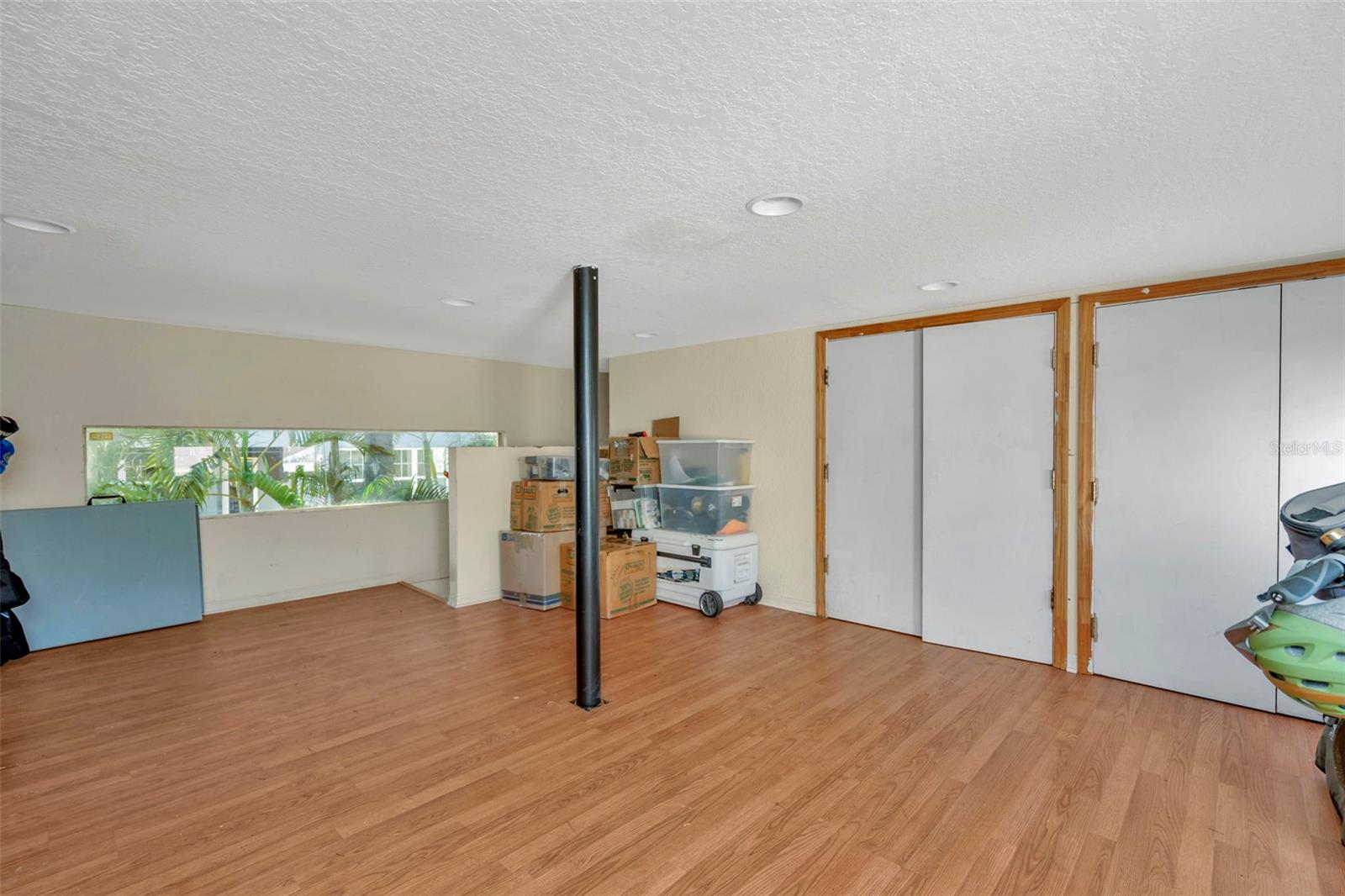 DAVIS ISLANDS PB10 PG52 TO 57 - Residential